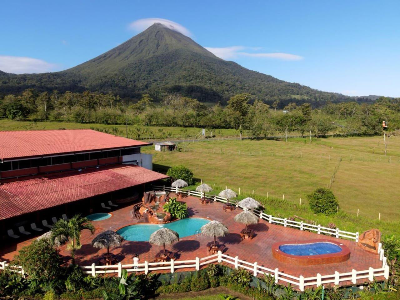 La Fortuna Hotel La Pradera Del Arenal מראה חיצוני תמונה